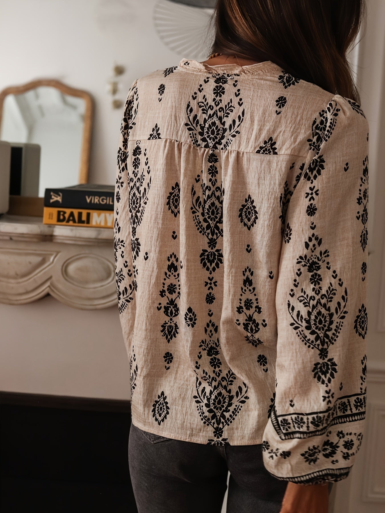 Amélie & Rose™ | Elegant Floral Print Blouse
